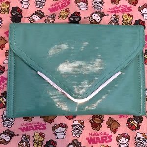 BCBGeneration Clutch